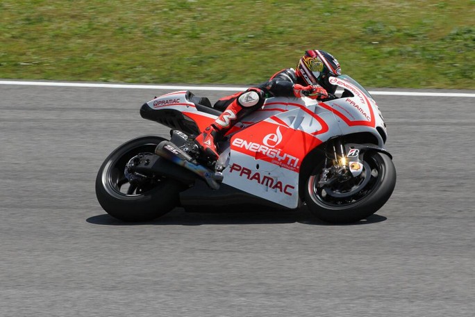 biaggi-action-ducati-mugello-2013