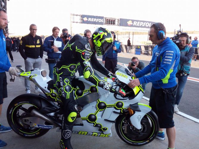 Andrea Iannone con la Suzuki