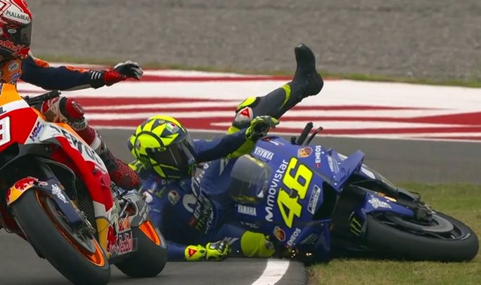 Marquez stende Valentino Rossi