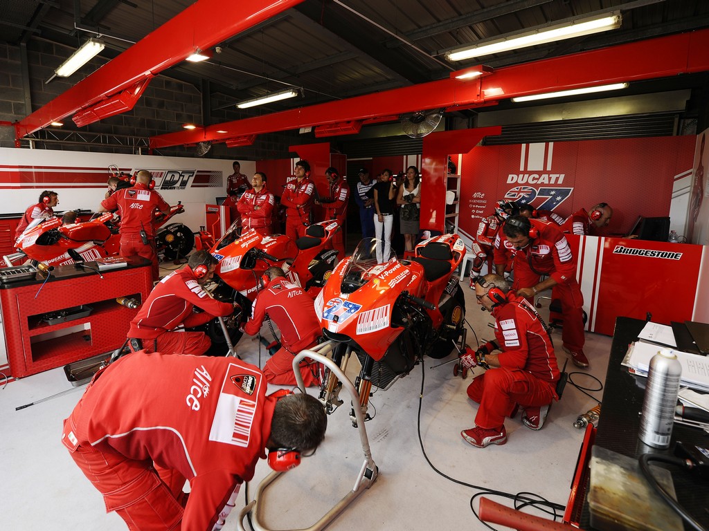 MOTOGP DONINGTON RACE
