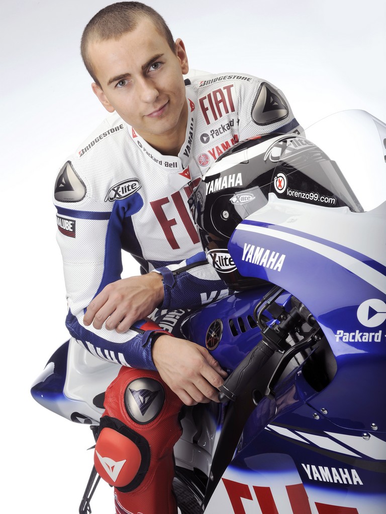 PRESENTAZIONE FIAT YAMAHA 2009