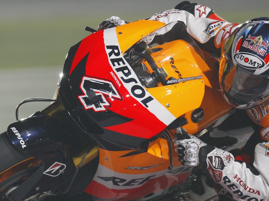 MOTOGP TEST LOSAIL 03-2010