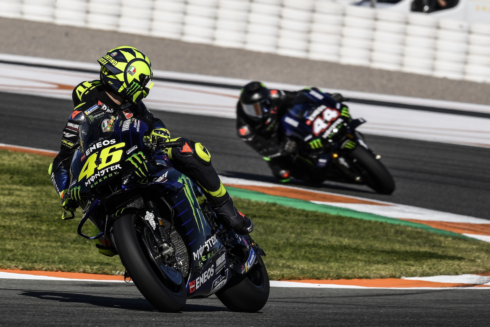 Rossi Hamilton F1 MotoGP Valencia