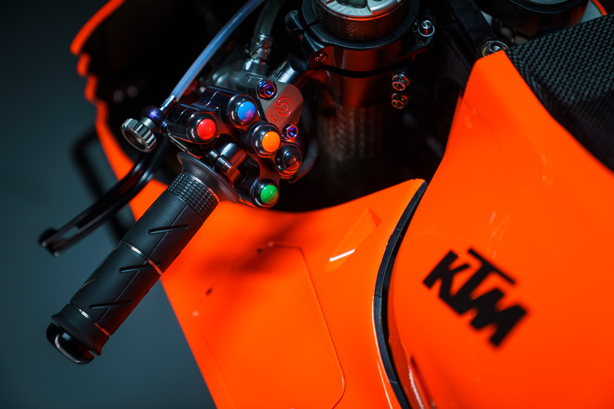 KTM RC16 2021