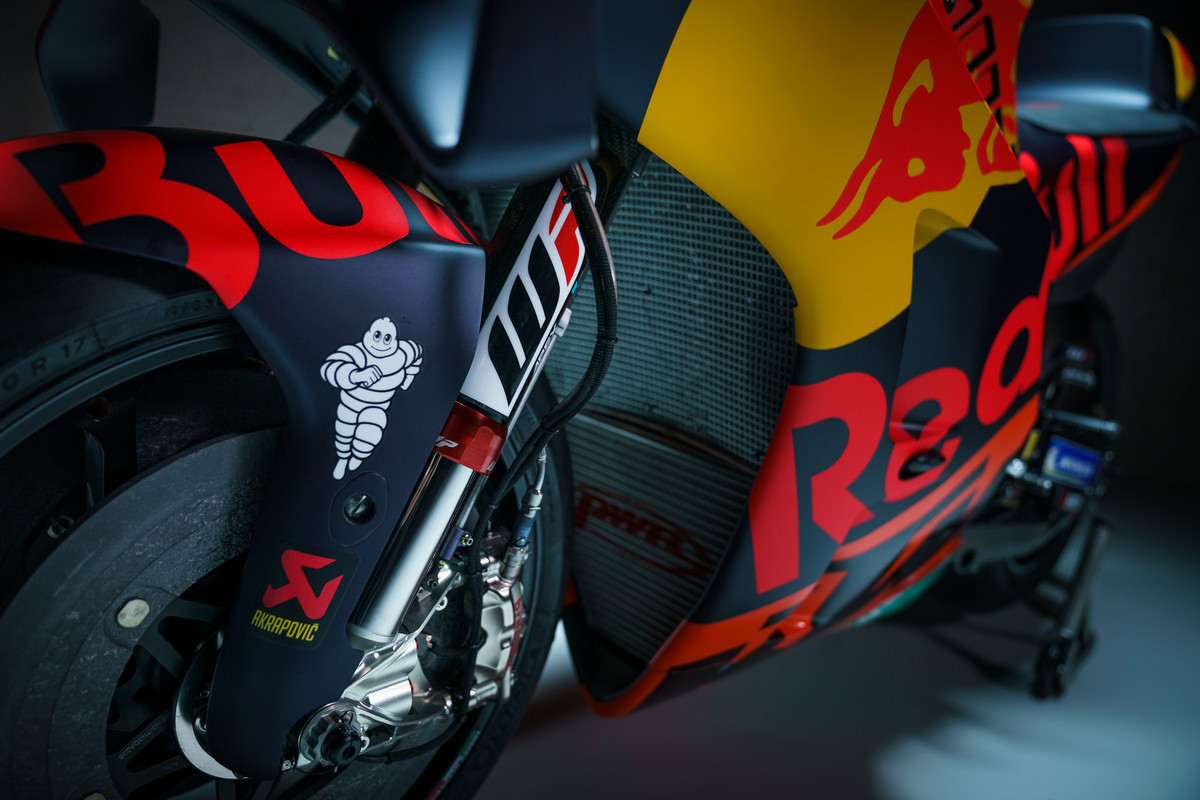 KTM Red Bull RC16 2021