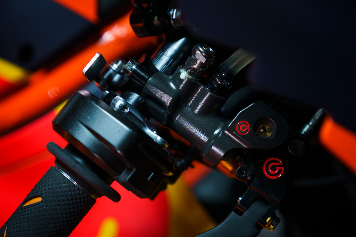 KTM Red Bull RC16 2021