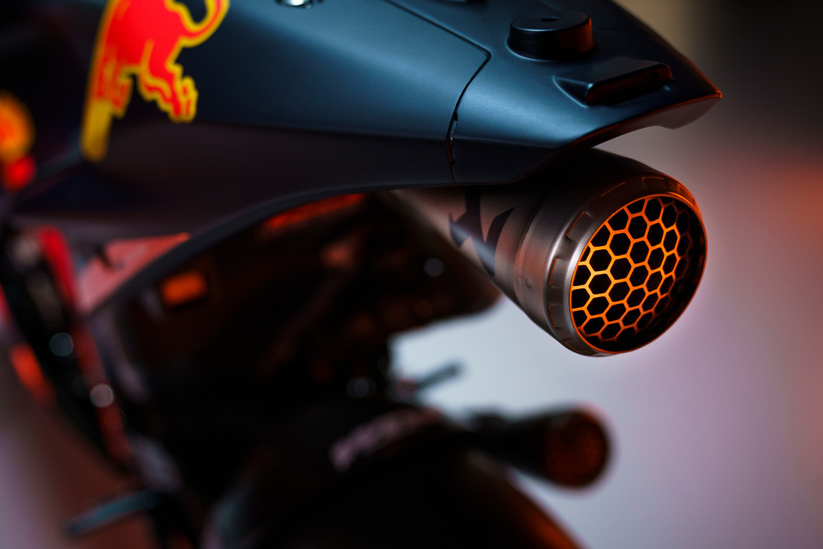 KTM Red Bull RC16 2021