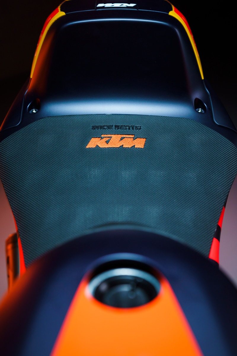 KTM Red Bull RC16 2021