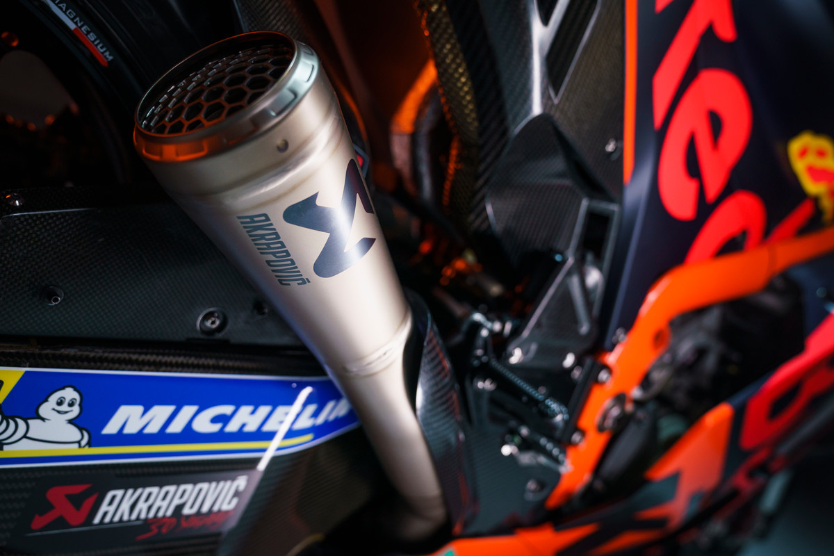 KTM Red Bull RC16 2021