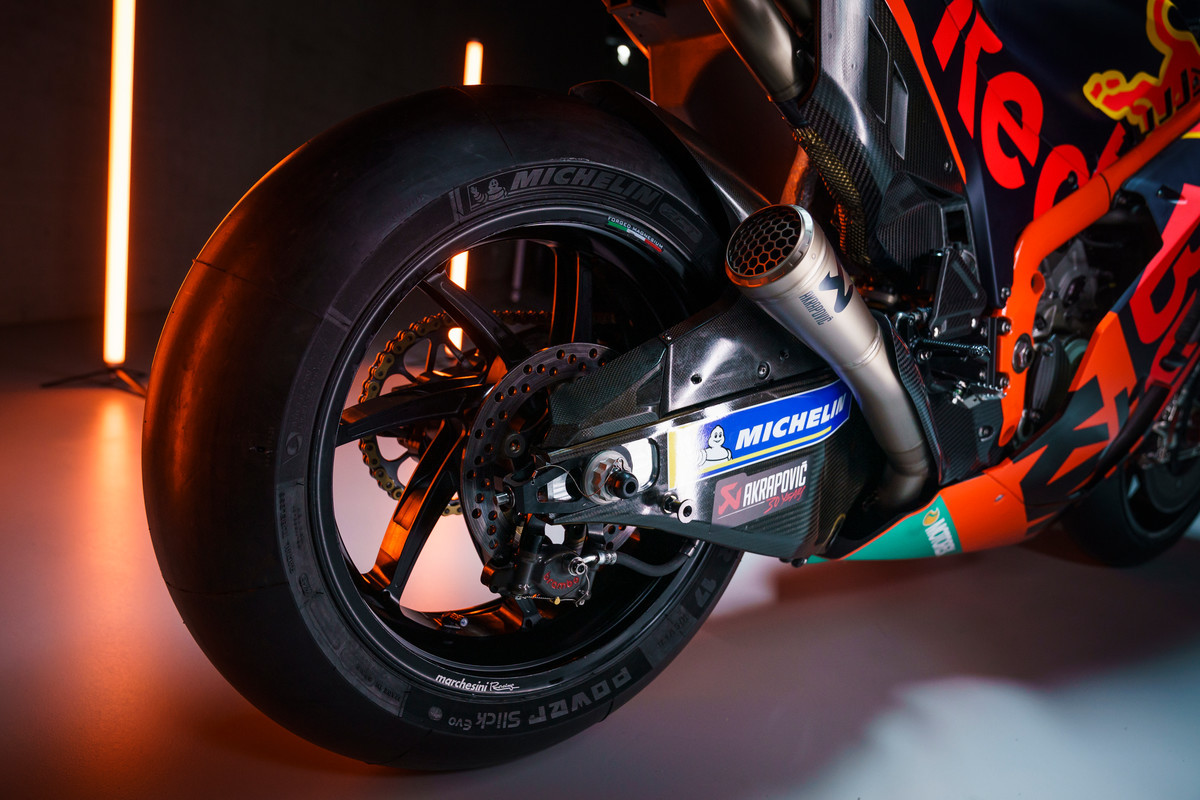 KTM Red Bull RC16 2021