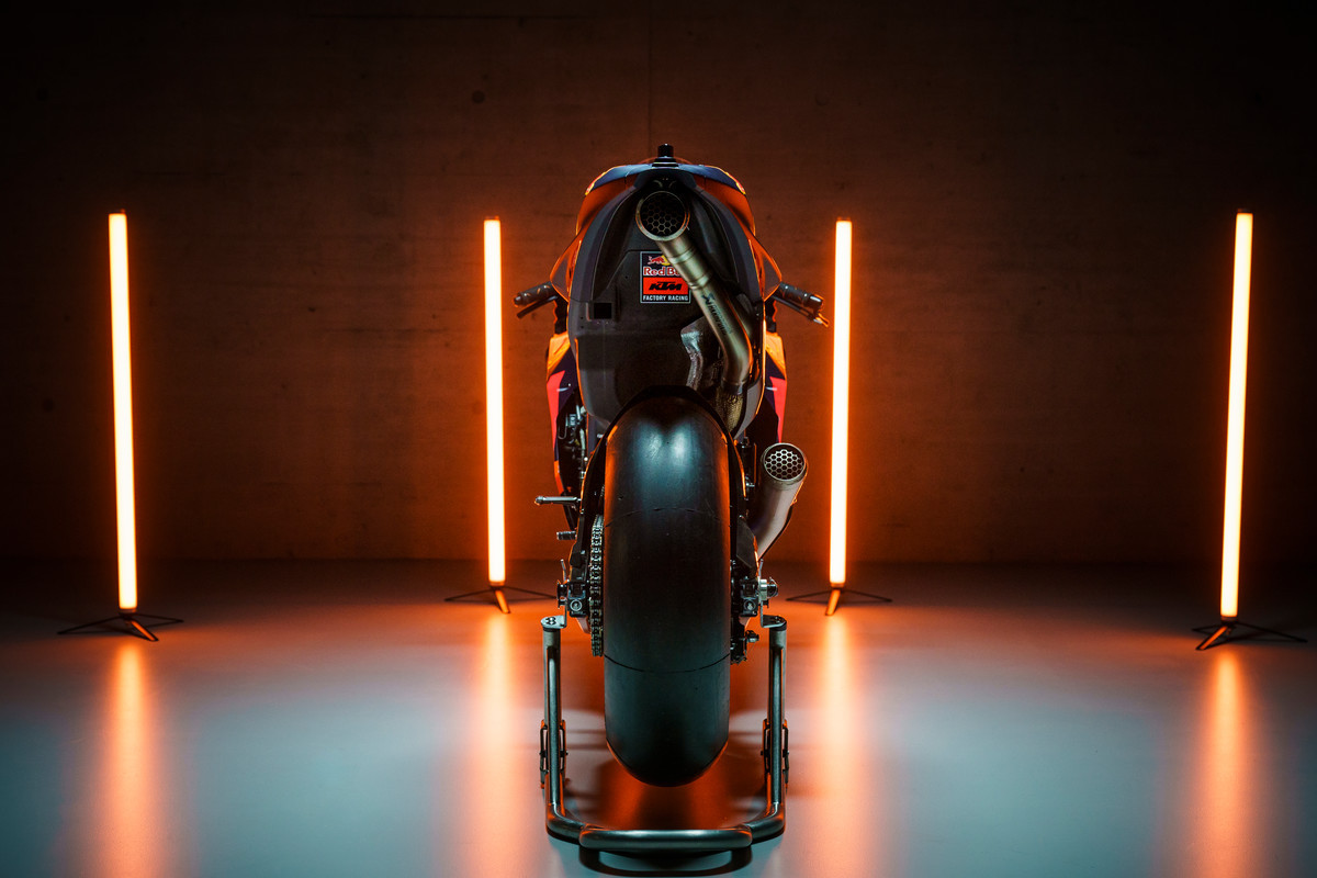 KTM Red Bull RC16 2021