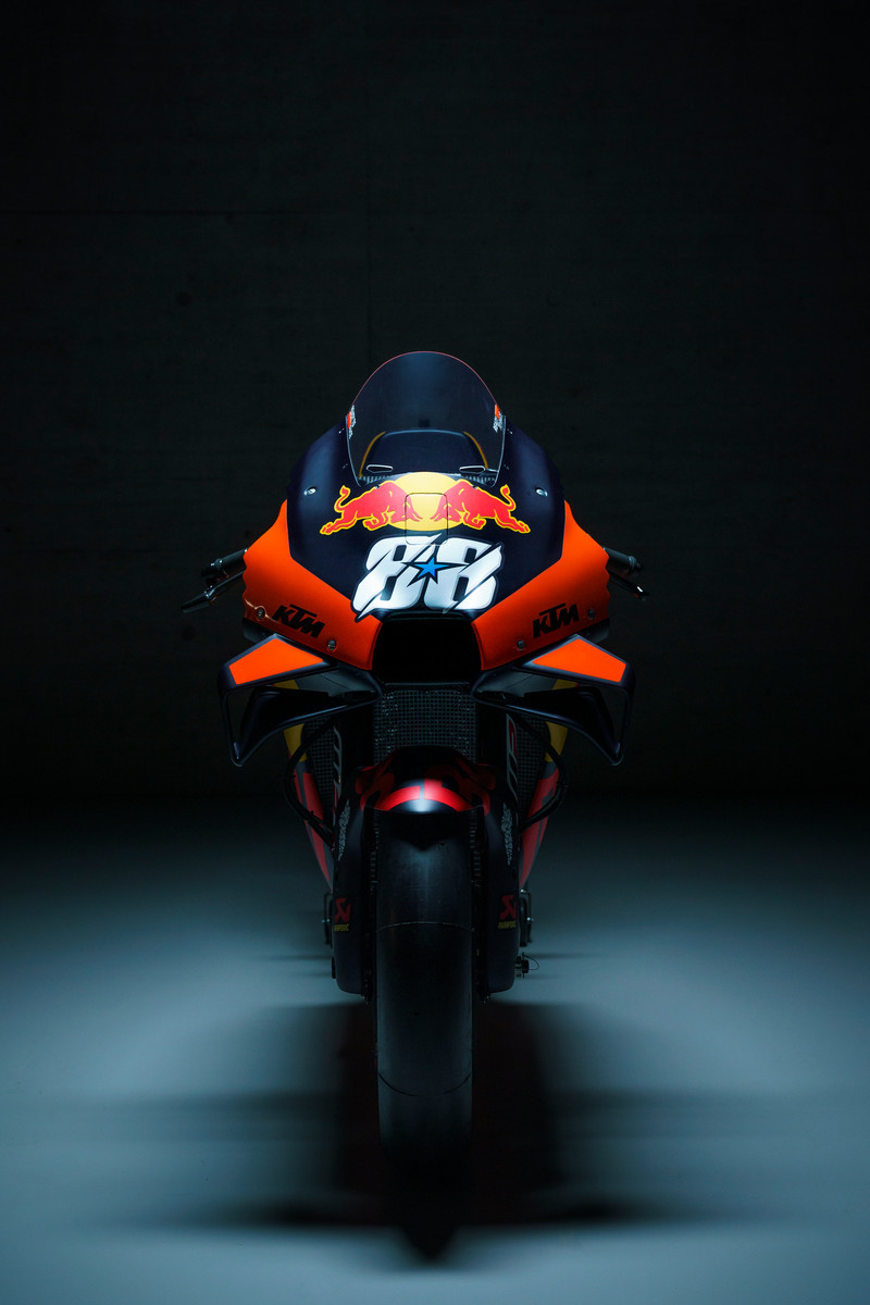 KTM Red Bull RC16 2021