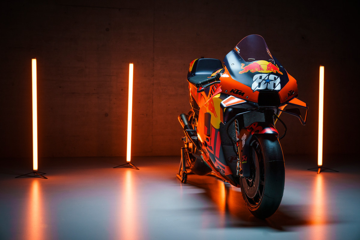 KTM Red Bull RC16 2021