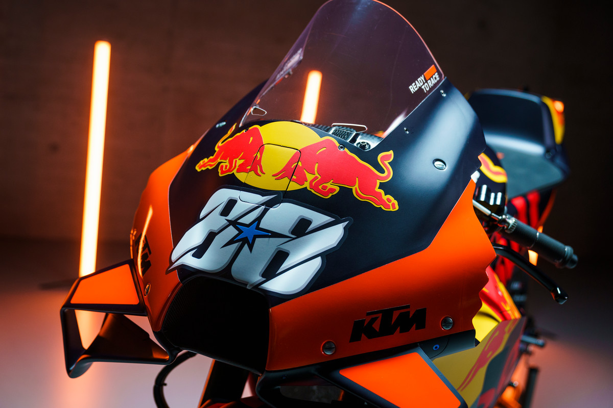 KTM Red Bull RC16 2021