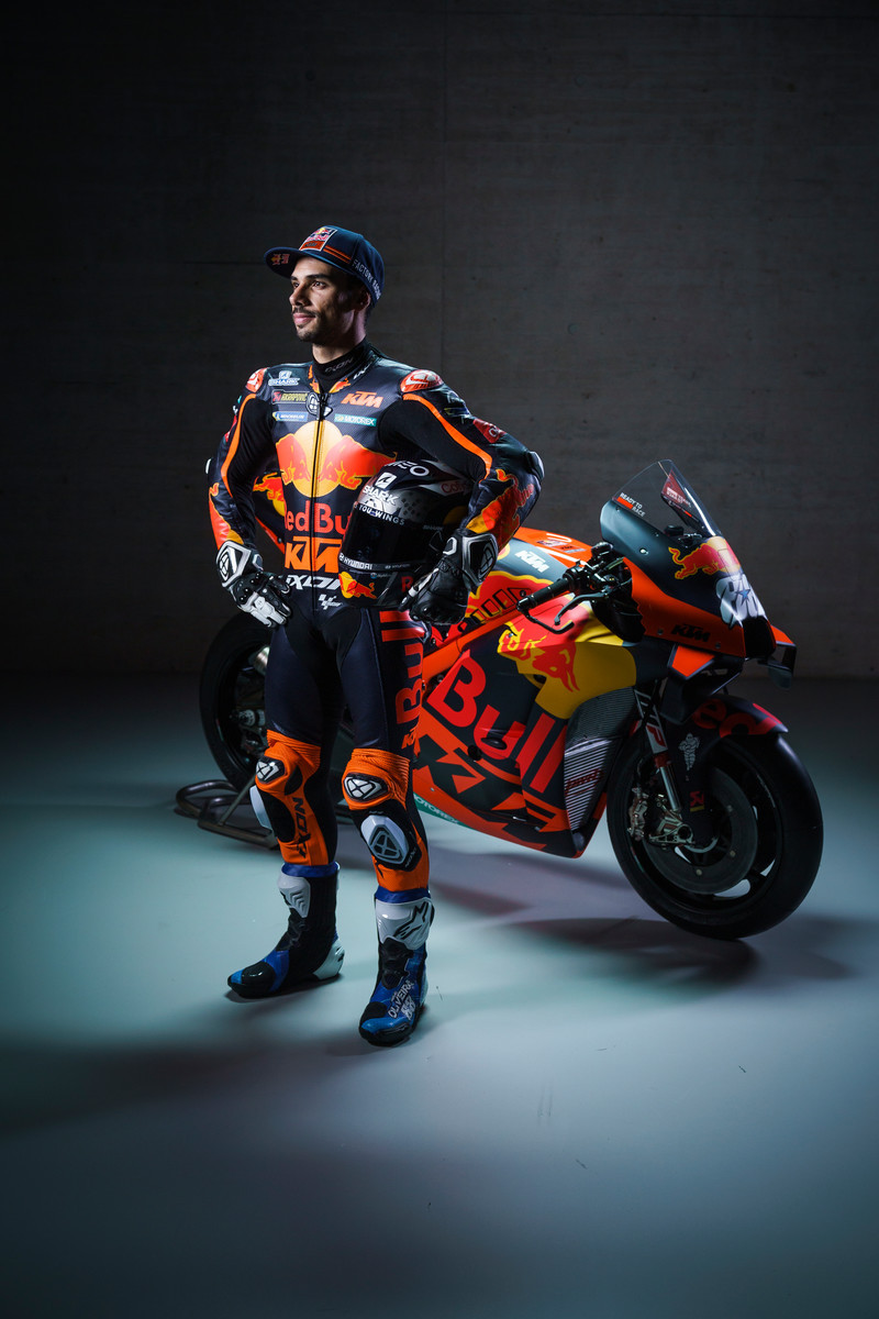 KTM Red Bull RC16 2021