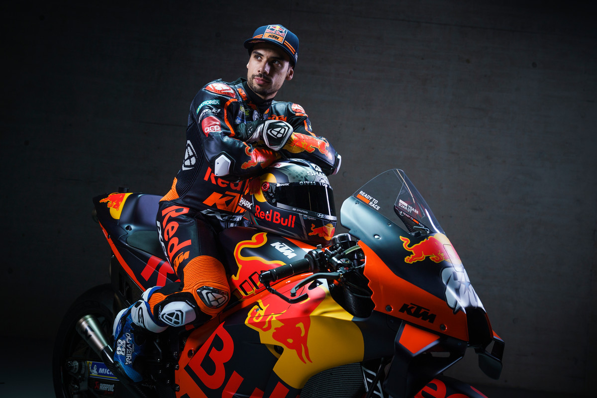 KTM Red Bull RC16 2021