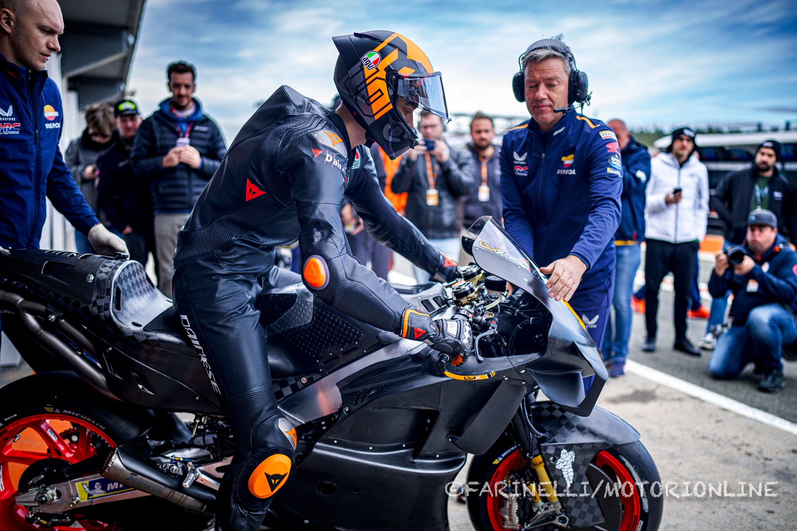 Spannende Motogp Test Valencia 2023 Ebenbild