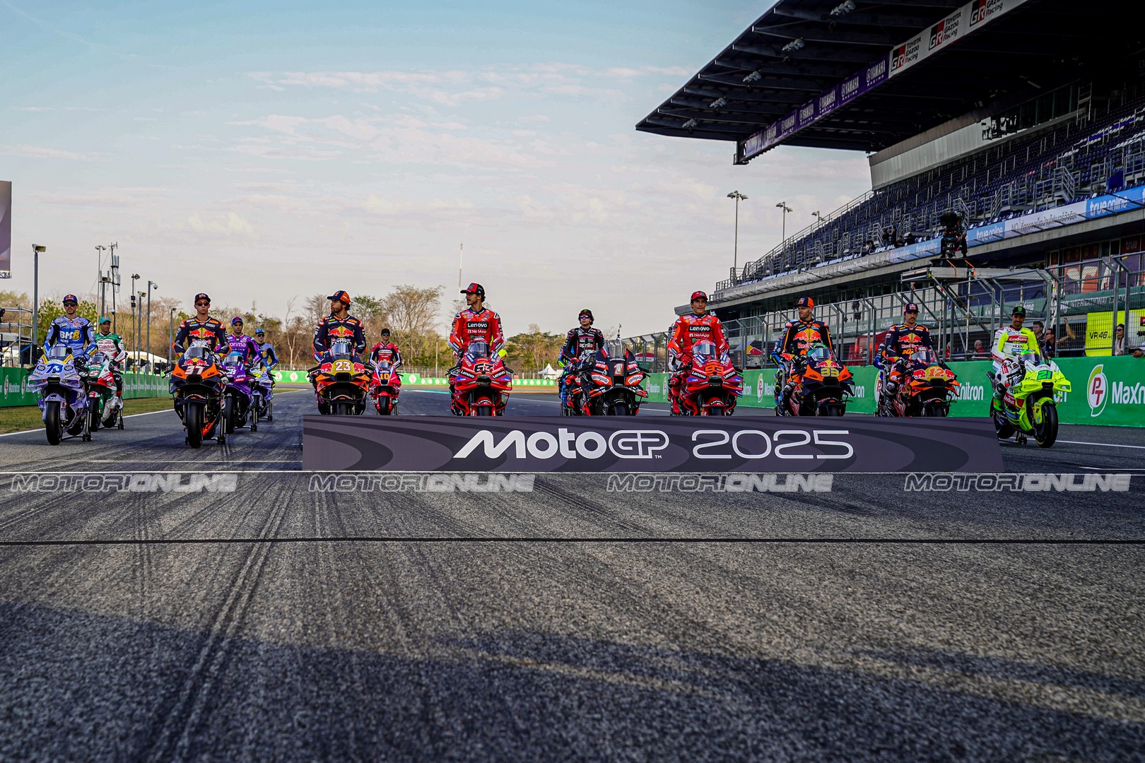 MotoGP Thailandia Day_1