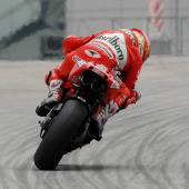 MotoGP – Warm Up Sepang – Loris Capirossi è il più veloce, Rossi 3°