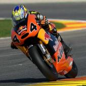 250cc – Test Valencia Day 2 – Migliorano i rookie, Aoyama leader