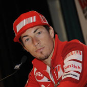 MotoGP – Nicky Hayden in cerca di feeling con il posteriore della GP9