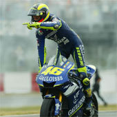 MotoGP – Valentino Rossi  ha rinnovato con la Yamaha
