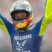MotoGP – Rossi festeggia il titolo a Tavullia, con la Ferrari dietro l’angolo