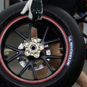 MotoGP – Fuori dalla F1 maggiori investimenti per la Michelin
