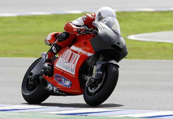 MotoGP – Ottimo lavoro per Julian Simon sulla Ducati GP10