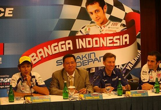 MotoGP – Valentino Rossi e Jorge Lorenzo in Tour in Indonesia