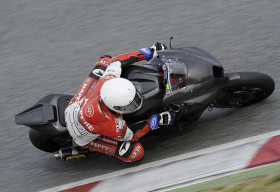 Moto2 – Test Valencia Day 1 – Toni Elias precede Julian Simon