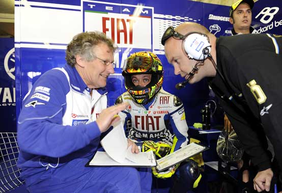MotoGP – Jerry Burgess si augura che Valentino Rossi rimanga in Yamaha