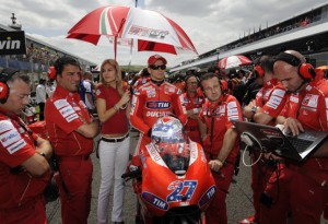 MotoGP – Livio Suppo parla del possibile ritorno di Casey Stoner alla Honda
