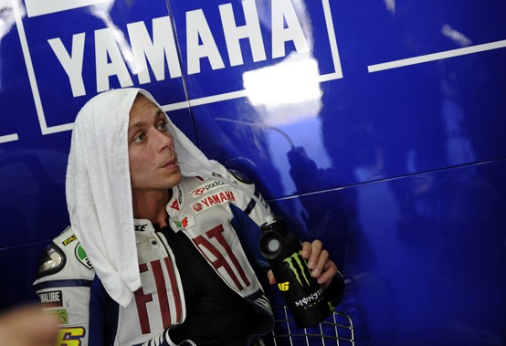 MotoGP – Valentino Rossi: “Una cretinata il GP alle ore 16”