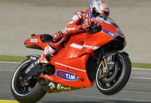 MotoGP – Valencia Qualifiche – Stoner lascia la Ducati con la pole