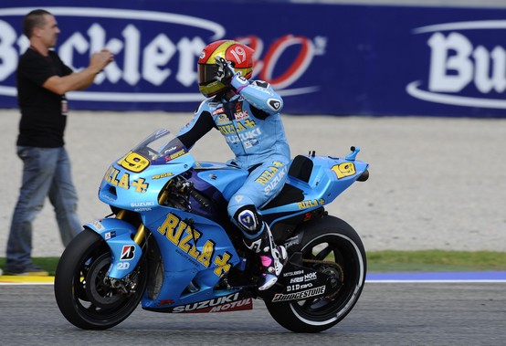MotoGP – La Suzuki al via del motomondiale 2011 con una sola moto