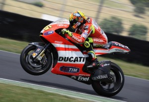 Valentino Rossi prova la Ducati GP12: “Un altro test positivo”
