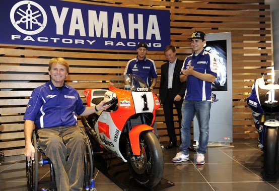 MotoGP: Wayne Rainey visita il quartier generale della Yamaha Italia