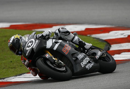 MotoGP: Test Sepang Day 1,  Lorenzo chiude al comando, Rossi a poco più di 7 decimi