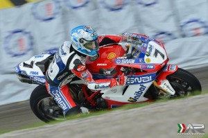 Superbike: Carlos Checa “A Donington sono pronto a dar battaglia con gli inglesi”