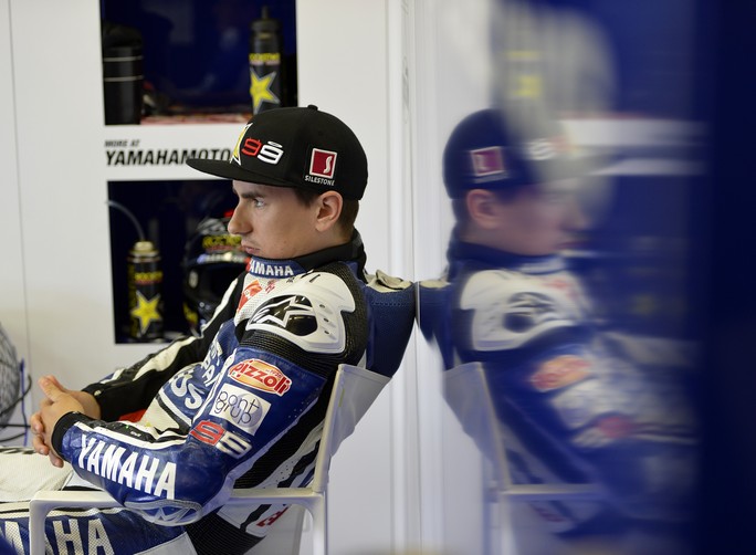MotoGP: Jorge Lorenzo rinnova con Yamaha per altri due anni