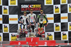 Superbike Magny Cours: Sylvain Guintoli vince gara 1 davanti al suo pubblico