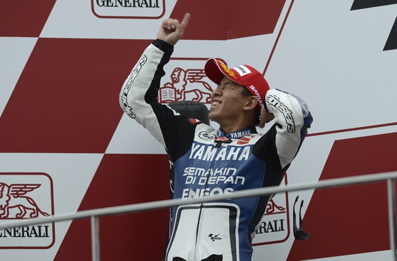 MotoGP Valencia: Katsuyuki Nakasuga “Mi sembra un sogno o un miracolo salire sul podio della MotoGP”