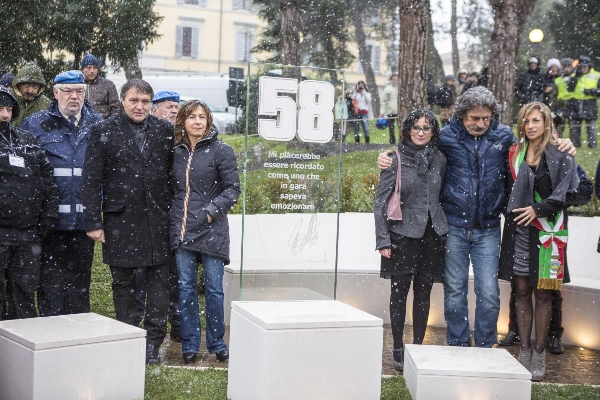 MotoGP: La neve non ferma l’inaugurazione del museo e del monumento dedicati a Marco Simoncelli