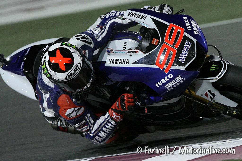 MotoGP Qatar, Gara: Jorge Lorenzo “Sono stato un pelino più forte degli altri. Sono contento anche per il risultato di Vale”
