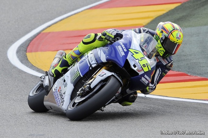 MotoGP Aragon, Prove Libere 3: Rossi al comando in una sessione condizionata dal meteo