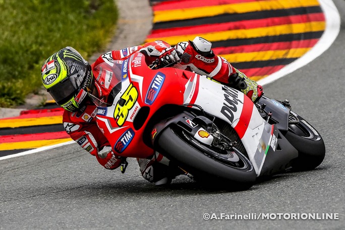 MotoGP: Ora è ufficiale, Crutchlow lascia la Ducati, Iannone “promosso” nel Team interno