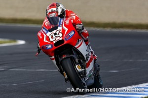 MotoGP Motegi: Andrea Dovizioso porta in pole la Ducati, Rossi è secondo