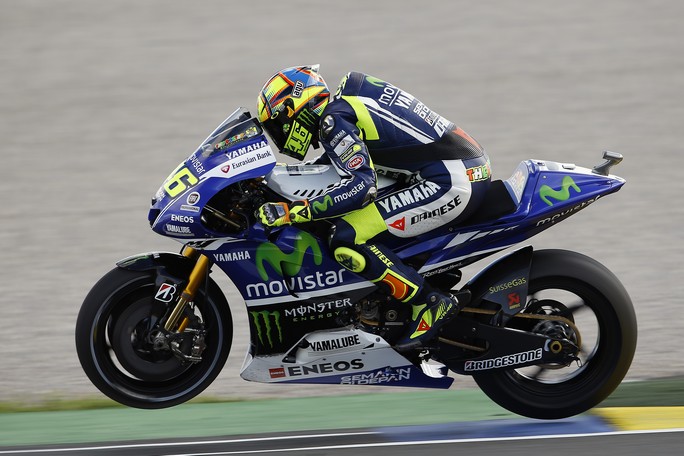 MotoGP Valencia: Valentino Rossi “Prediligo una moto carica sull’avantreno ma qui non va”