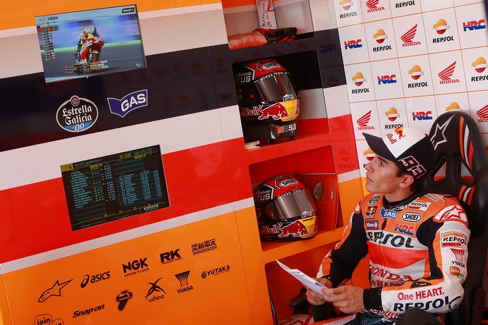 MotoGP: Frattura del mignolo della mano sinistra per Marc Marquez, ma a Jerez ci sarà